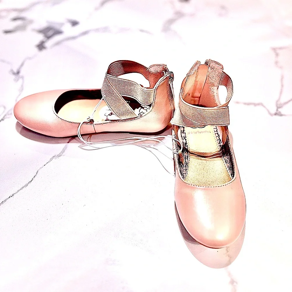 Daisy Fuentes Pink Esther Criss Cross Strap Ballet Flats, Little Girl’s Size 13